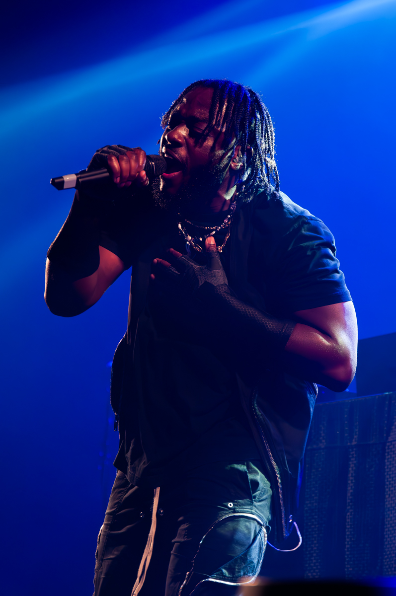 Wasiu @ Ancienne Belgique, picture 9, photographed by Jurgen Van De Maele - FrontView Magazine
