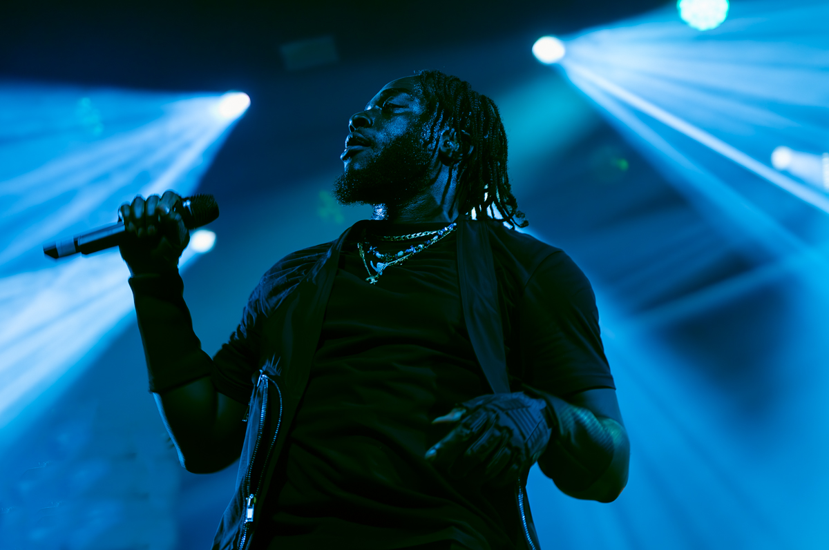 Wasiu @ Ancienne Belgique, picture 15, photographed by Jurgen Van De Maele - FrontView Magazine