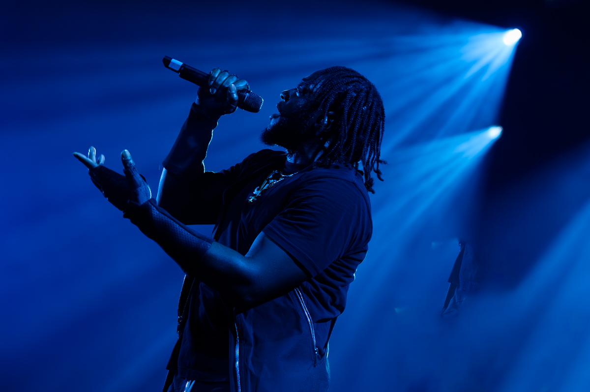 Wasiu @ Ancienne Belgique, picture 16, photographed by Jurgen Van De Maele - FrontView Magazine