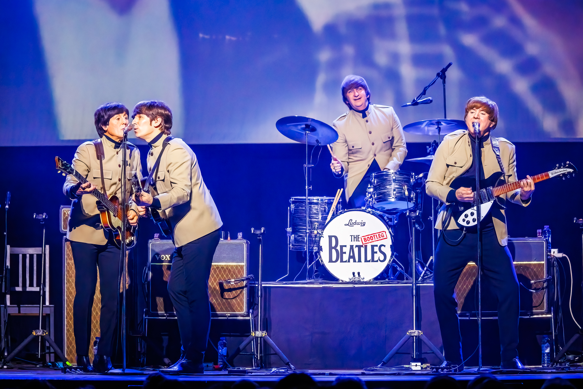The Bootleg Beatles @ De Roma, picture 14, photographed by Paul Jongeneelen - FrontView Magazine