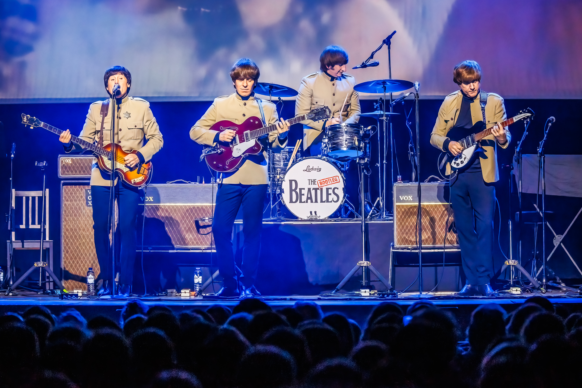 The Bootleg Beatles @ De Roma, picture 16, photographed by Paul Jongeneelen - FrontView Magazine