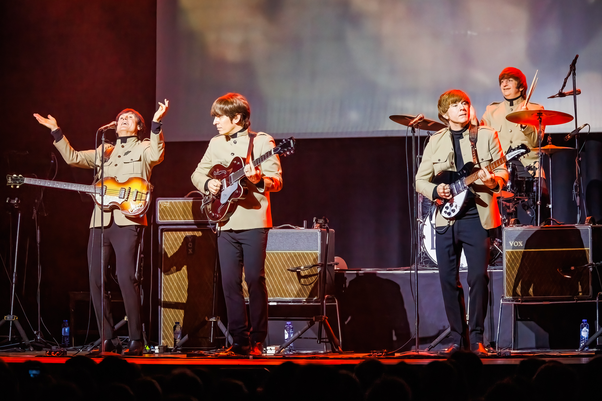 The Bootleg Beatles @ De Roma, picture 24, photographed by Paul Jongeneelen - FrontView Magazine
