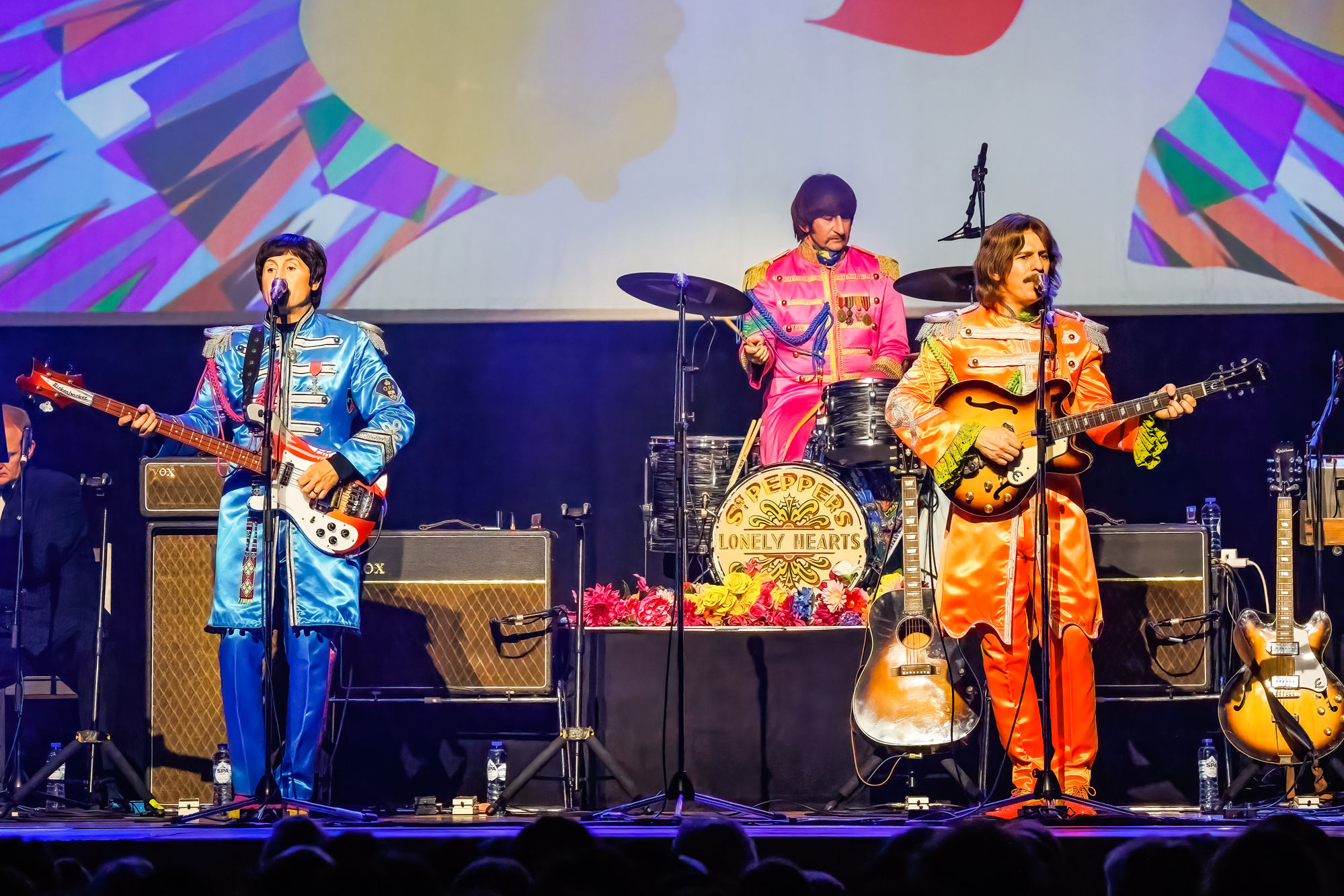 The Bootleg Beatles @ De Roma, picture 26, photographed by Paul Jongeneelen - FrontView Magazine
