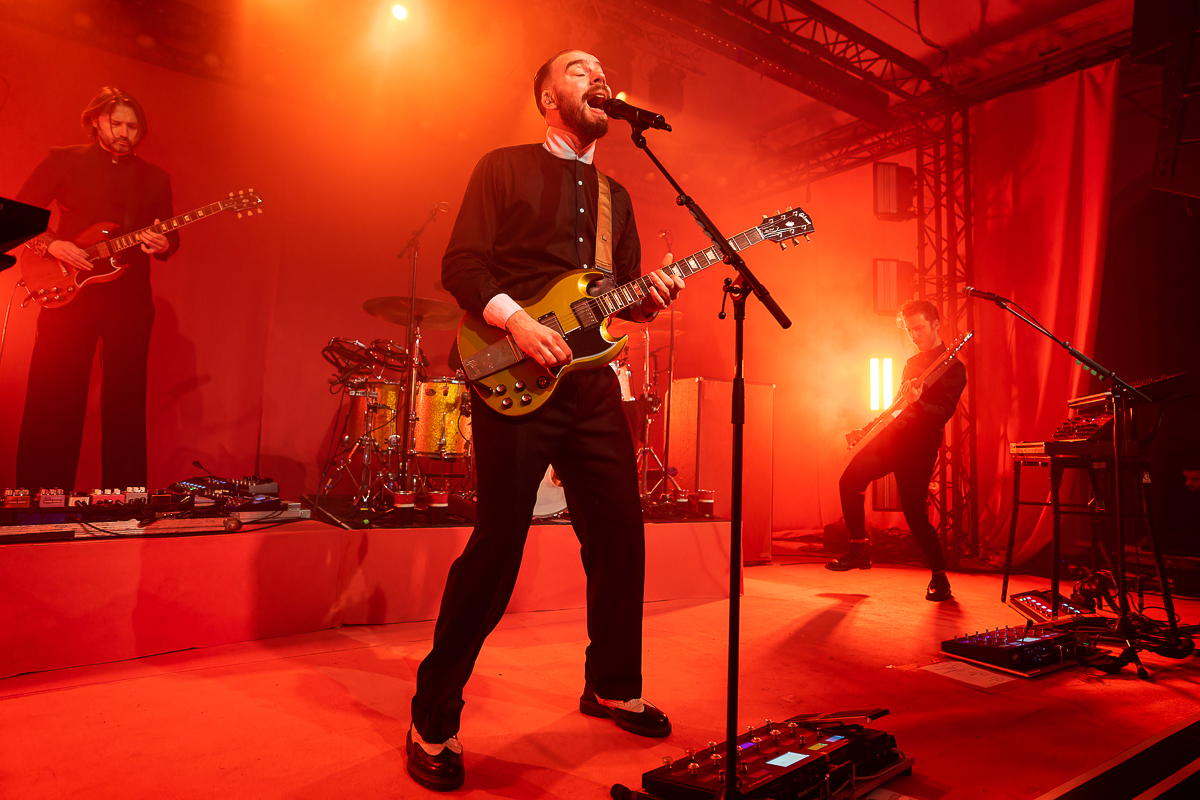 De Staat @ De Casino, foto 6, foto's door David Johnson - FrontView Magazine