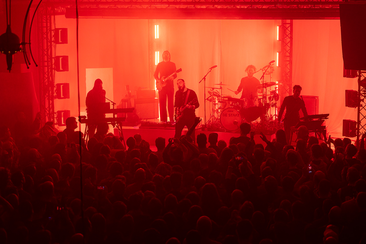 De Staat @ De Casino, foto 16, foto's door David Johnson - FrontView Magazine