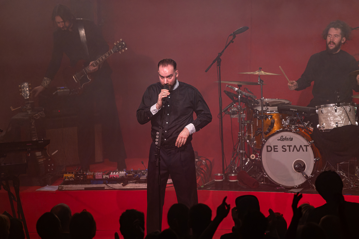 De Staat @ De Casino, foto 18, foto's door David Johnson - FrontView Magazine