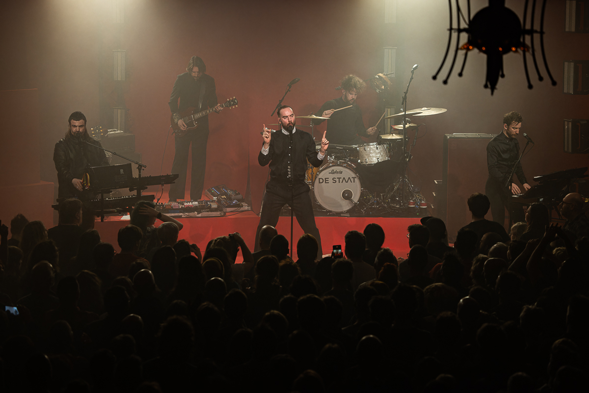De Staat @ De Casino, foto 19, foto's door David Johnson - FrontView Magazine
