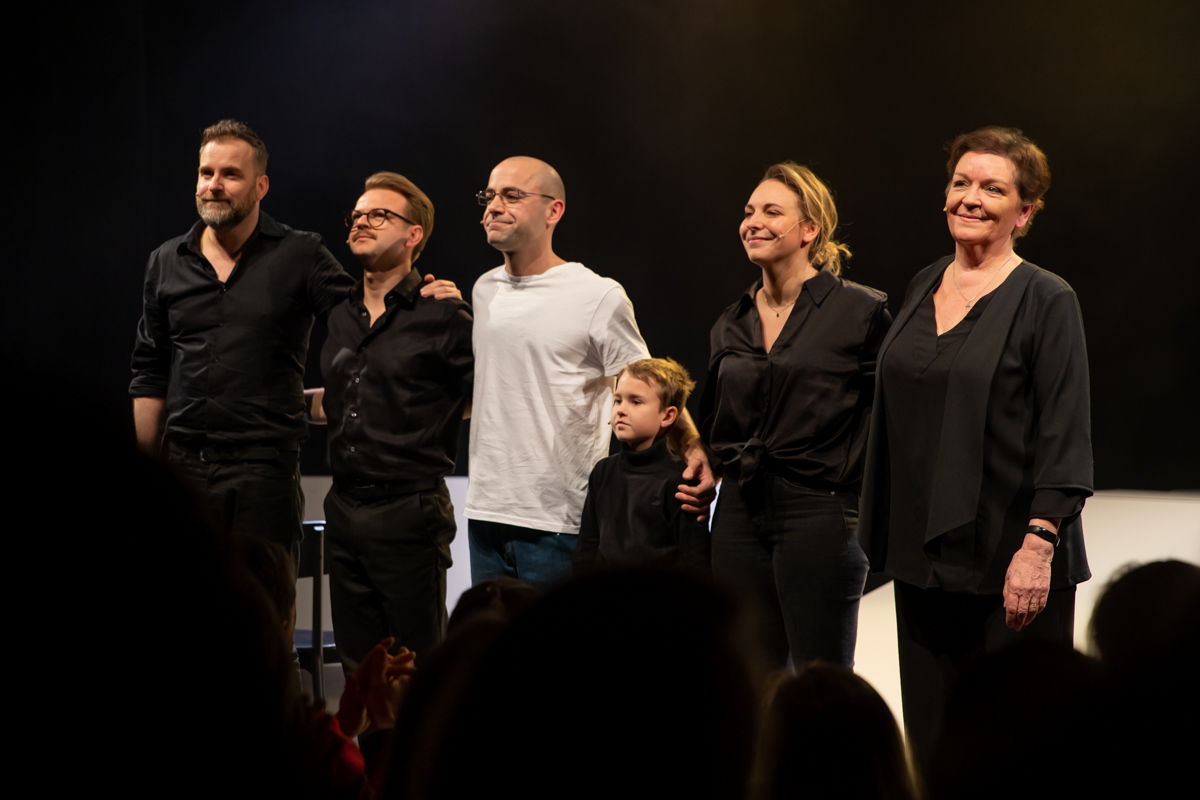 Première Tot Altijd @ Fakkeltheater - Rode Zaal, foto 19, foto's door Goele Bormans - FrontView Magazine