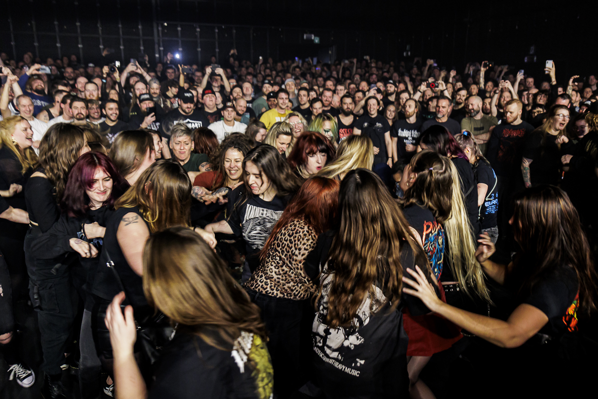 Suicide Silence @ Trix, picture 15, photographed by Peter Smet - FrontView Magazine