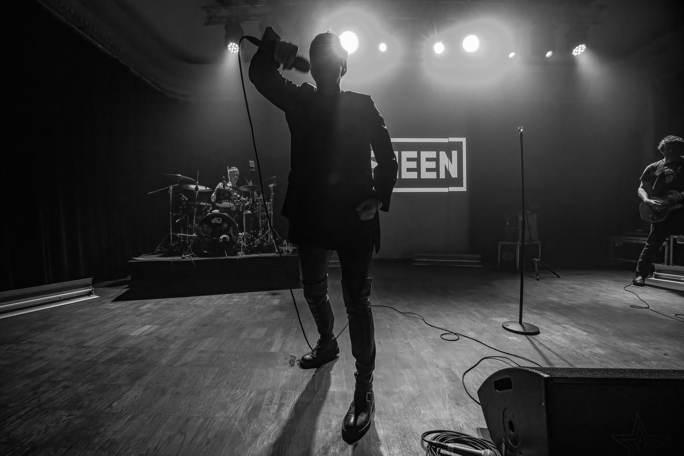 Kosheen, 25 years Live @ De Casino, picture 12, photographed by Paul Jongeneelen - FrontView Magazine
