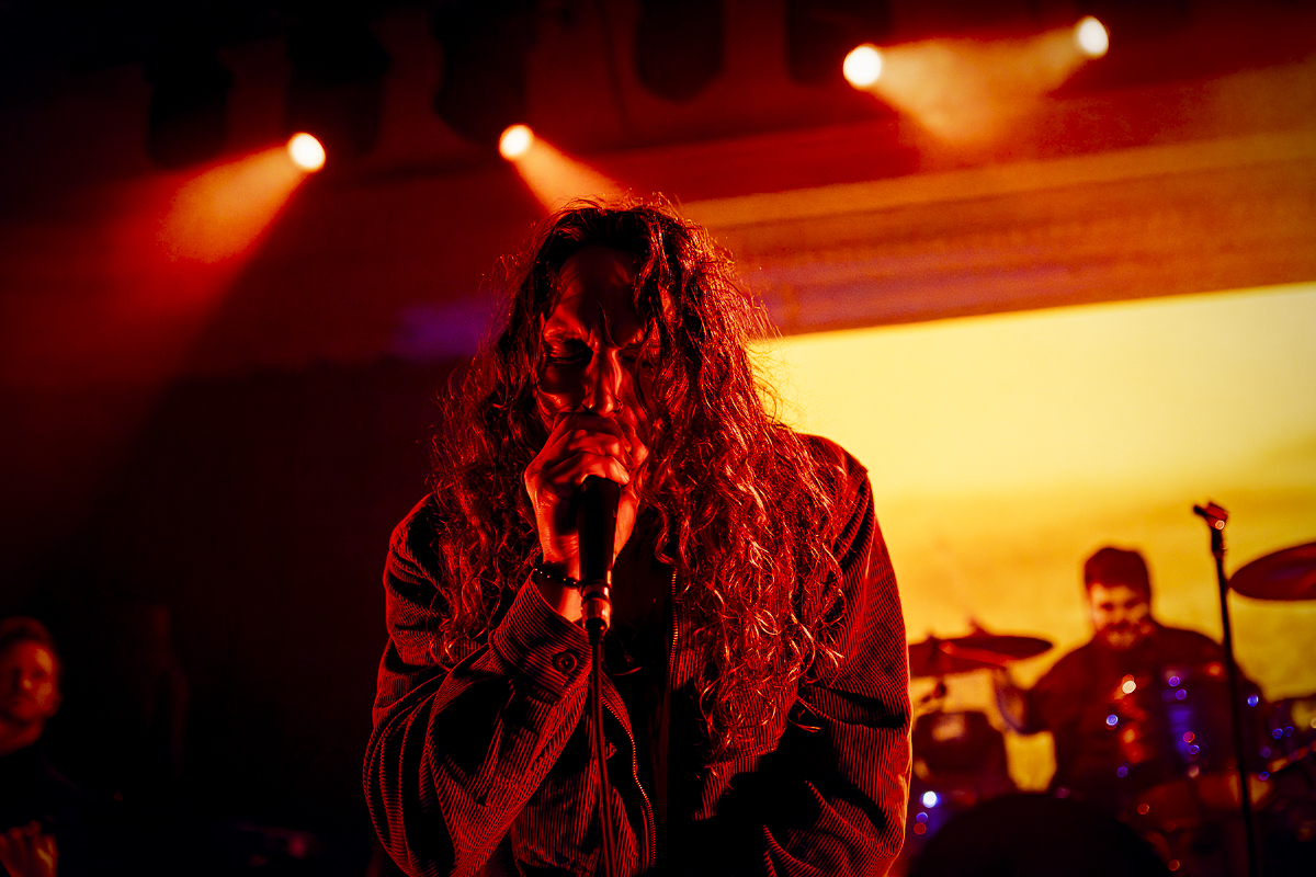 Silent Planet @ De Casino, picture 1, photographed by Peter Smet - FrontView Magazine