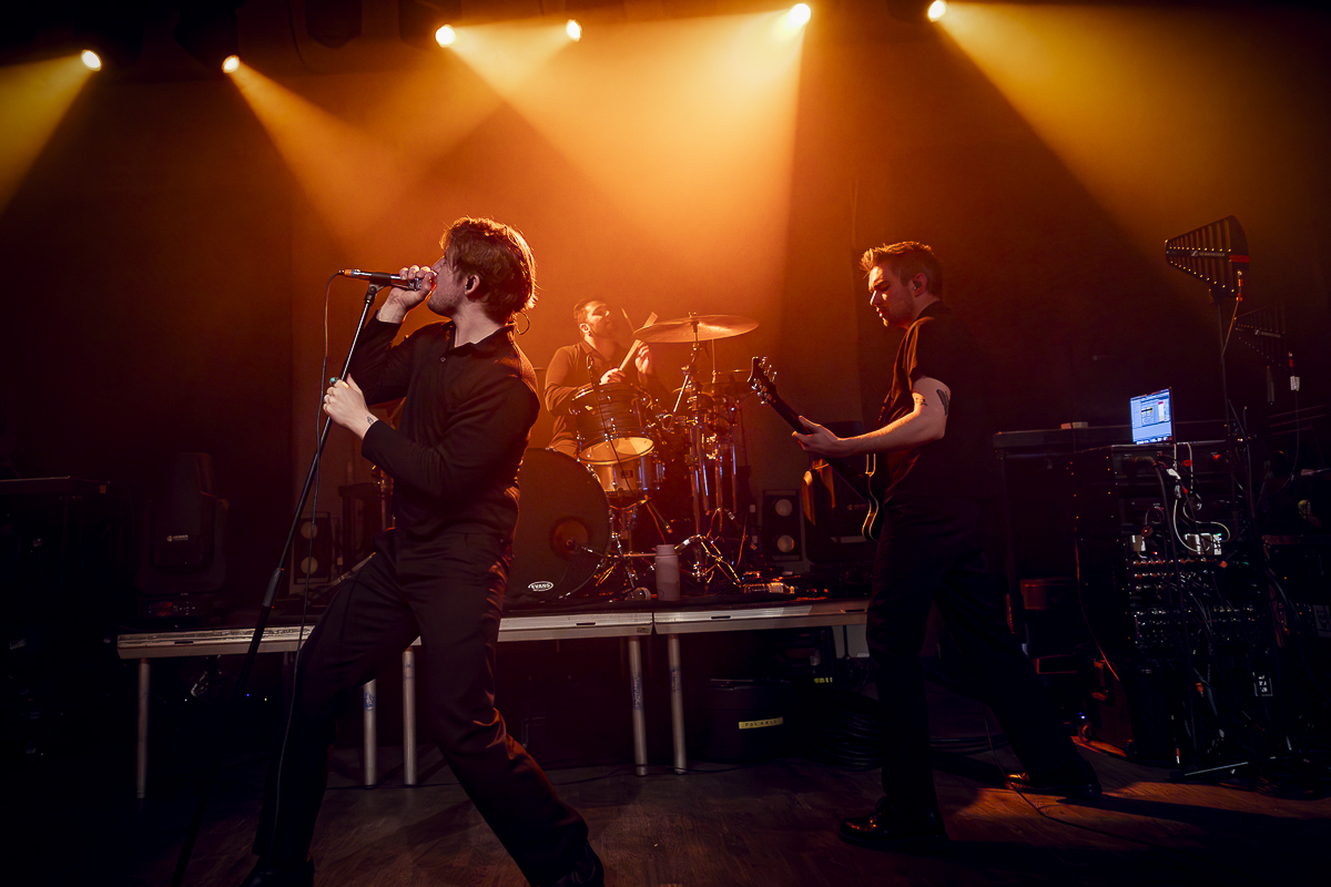 Thornhill @ De Casino, picture 4, photographed by Peter Smet - FrontView Magazine