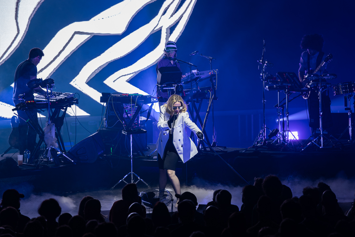 Roisin Murphy @ Koninklijk Circus, picture 13, photographed by David Johnson - FrontView Magazine