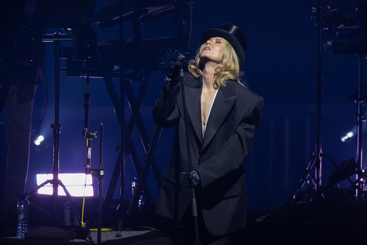 Roisin Murphy @ Koninklijk Circus, picture 15, photographed by David Johnson - FrontView Magazine
