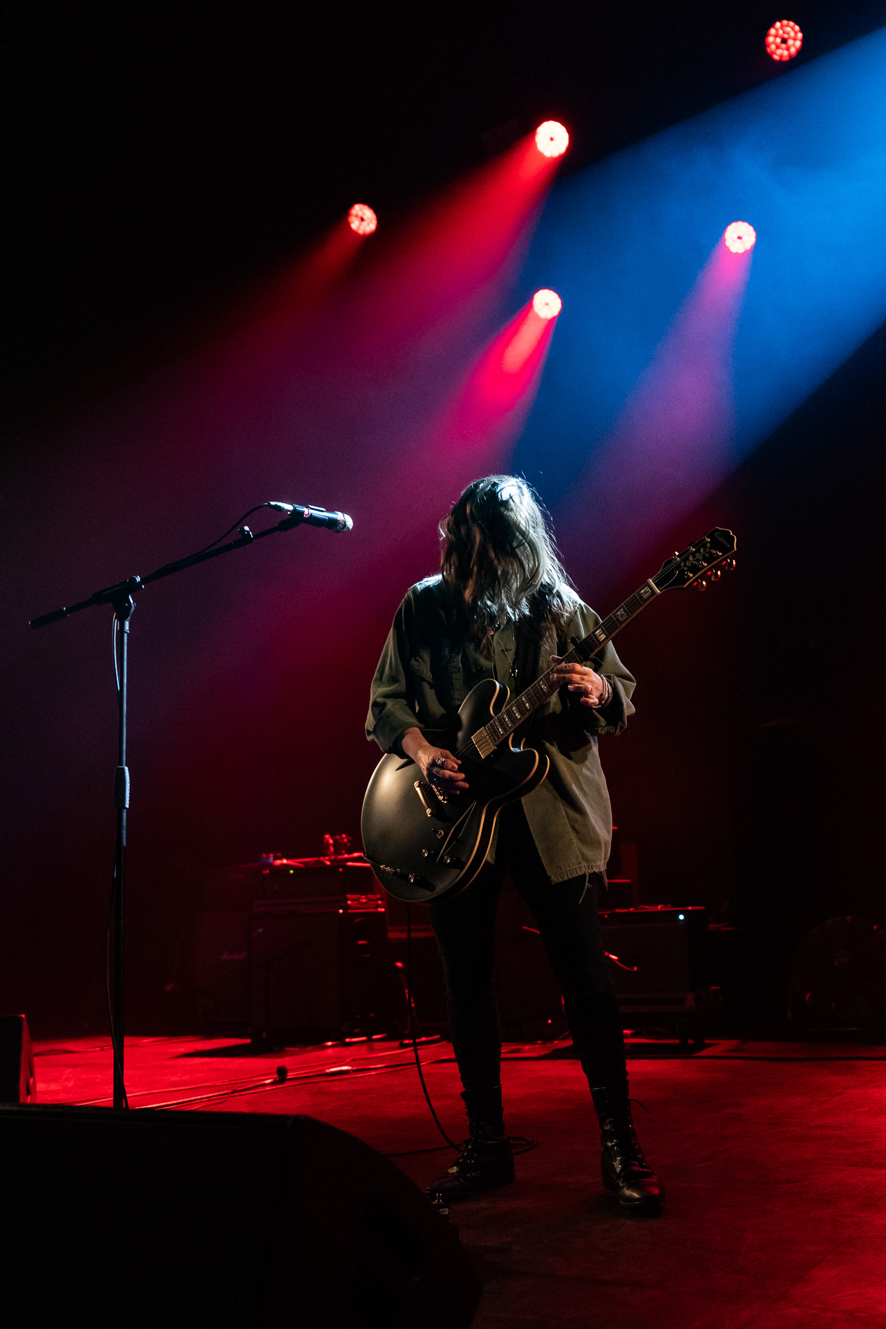 Emily Wolfe @ Ancienne Belgique, picture 10, photographed by Jürgen Bruynooghe - FrontView Magazine