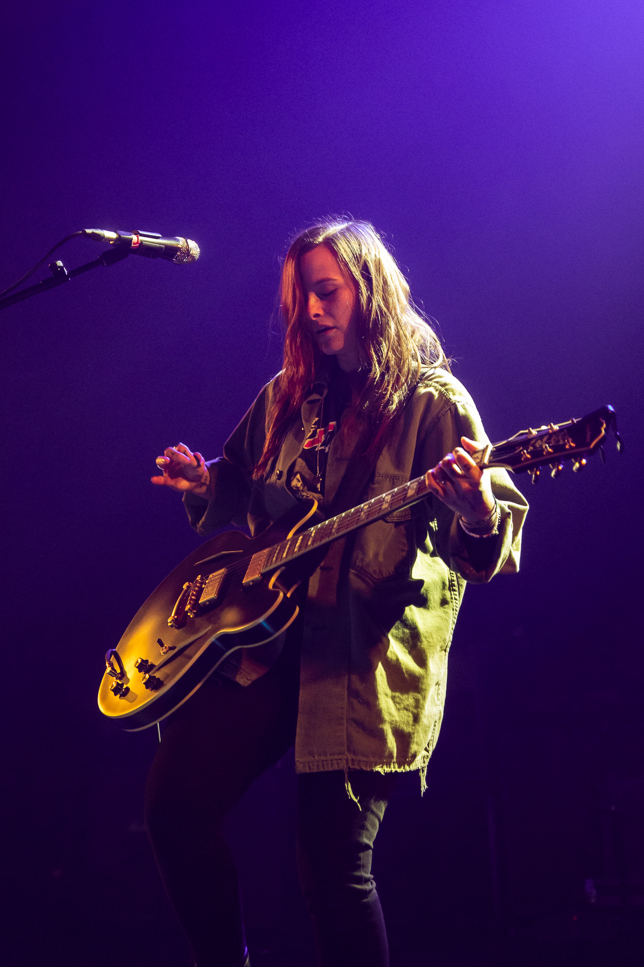 Emily Wolfe @ Ancienne Belgique, picture 13, photographed by Jürgen Bruynooghe - FrontView Magazine