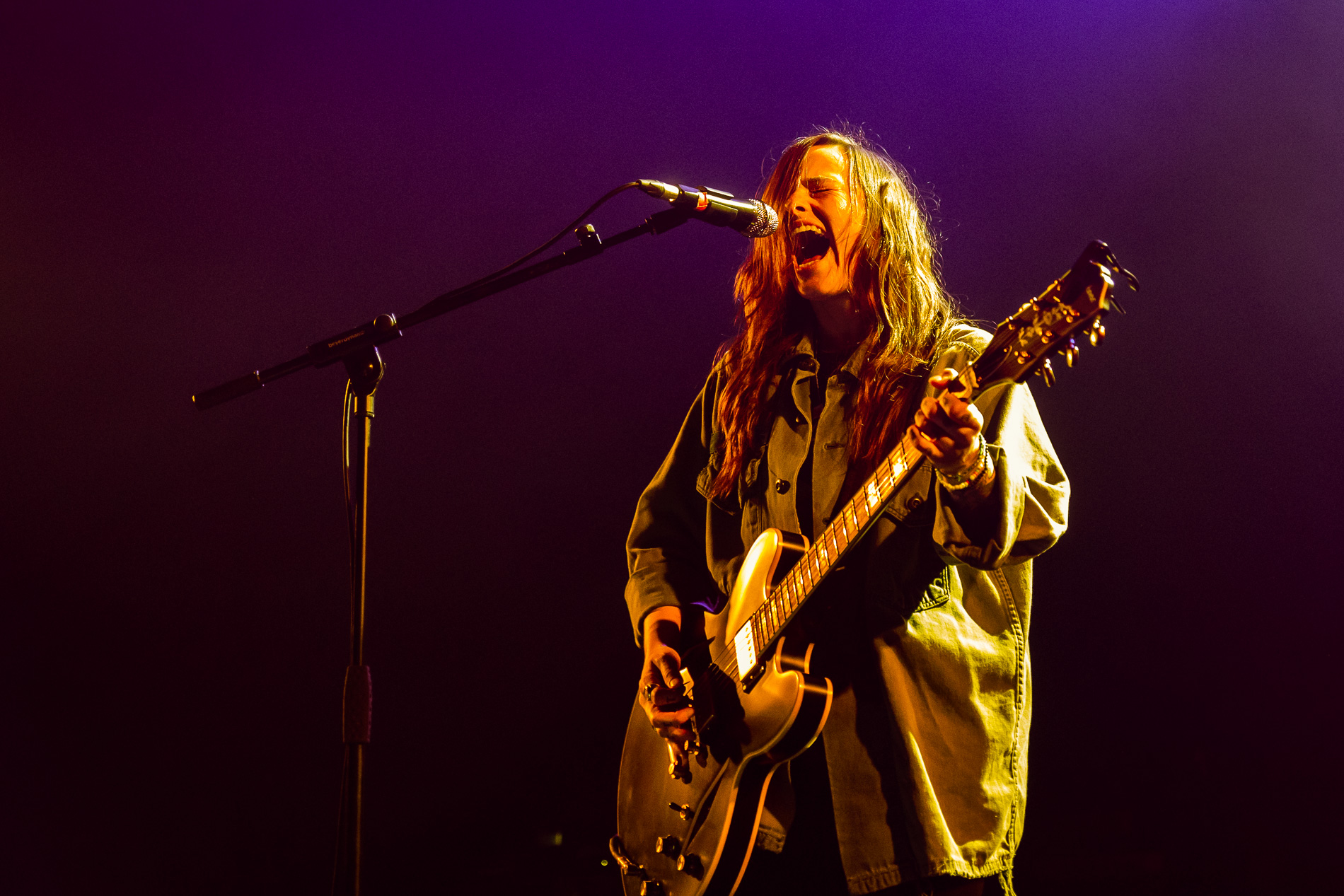 Emily Wolfe @ Ancienne Belgique, picture 19, photographed by Jürgen Bruynooghe - FrontView Magazine