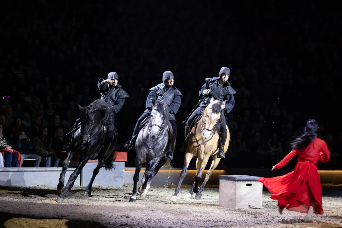 Cavalluna Land Of A Thousand Dreams show @ Sportpaleis, foto 26, foto's door dirk janssens - FrontView Magazine