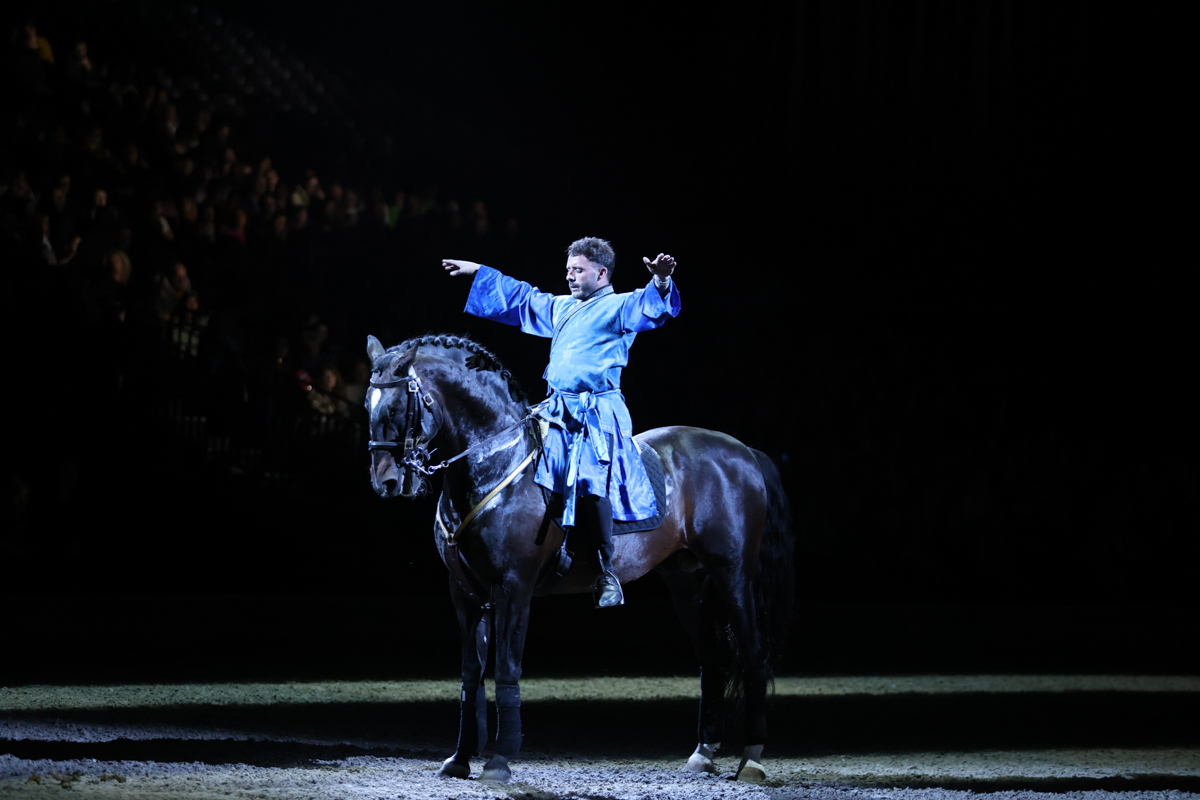 Cavalluna Land Of A Thousand Dreams show @ Sportpaleis, foto 53, foto's door dirk janssens - FrontView Magazine