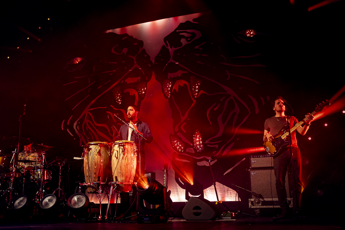 Black Pumas @ Vorst Nationaal, picture 7, photographed by Peter Smet - FrontView Magazine