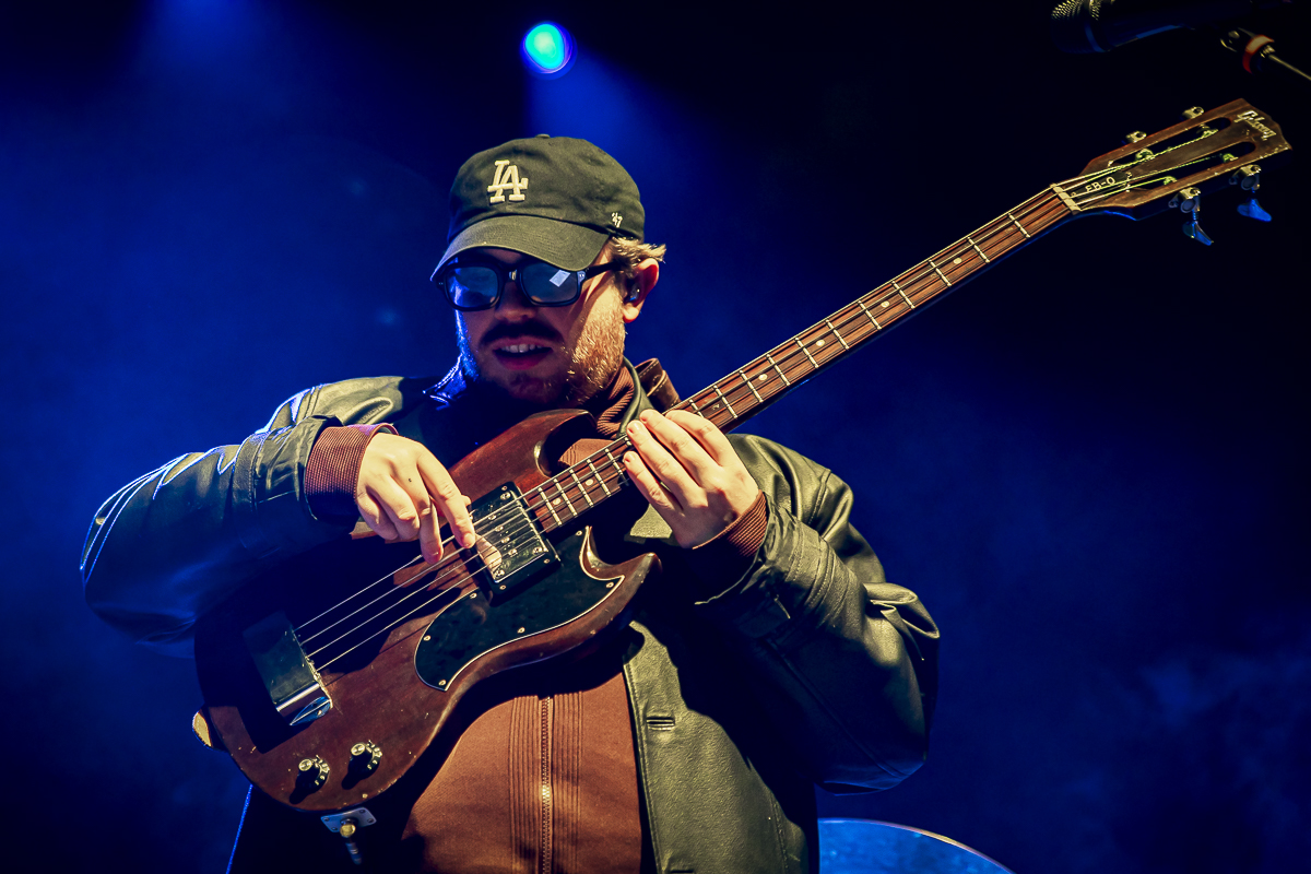 MRCY @ Vorst Nationaal, picture 2, photographed by Peter Smet - FrontView Magazine