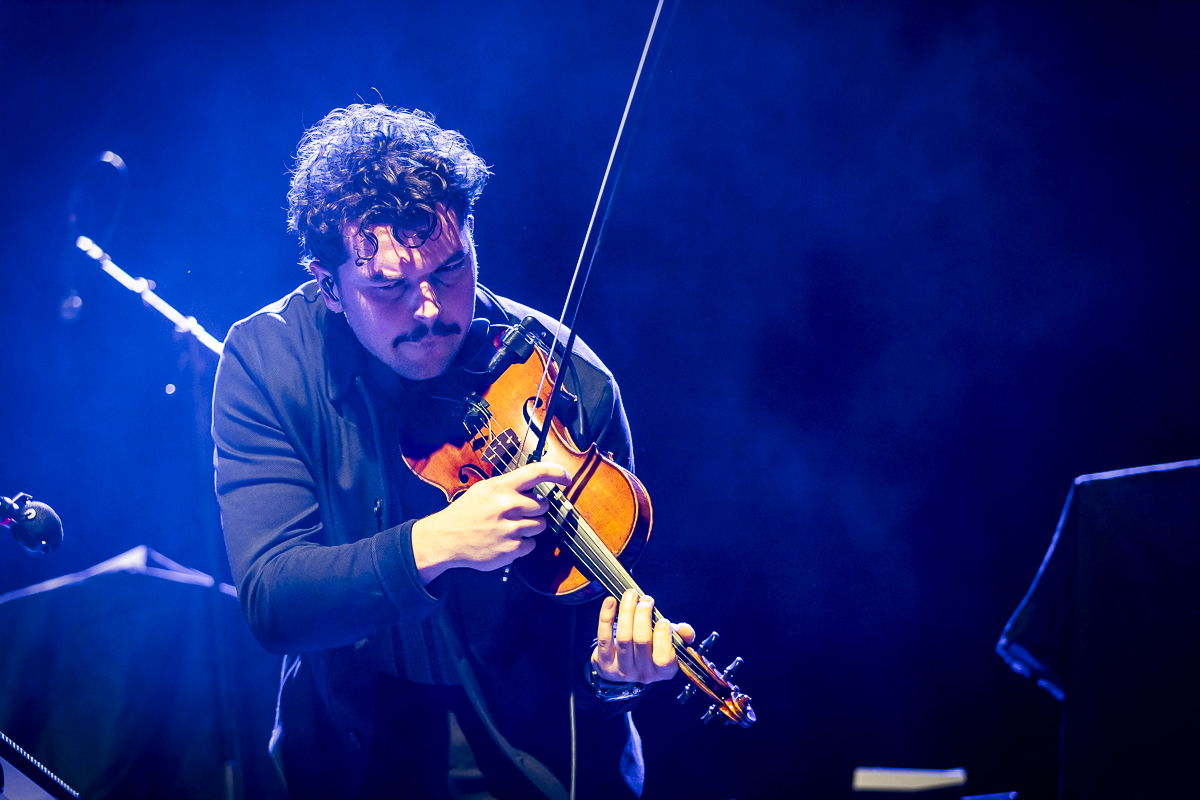 MRCY @ Vorst Nationaal, picture 7, photographed by Peter Smet - FrontView Magazine