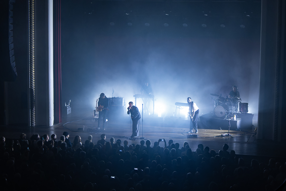 Whispering Sons @ De Roma, picture 16, photographed by David Johnson - FrontView Magazine