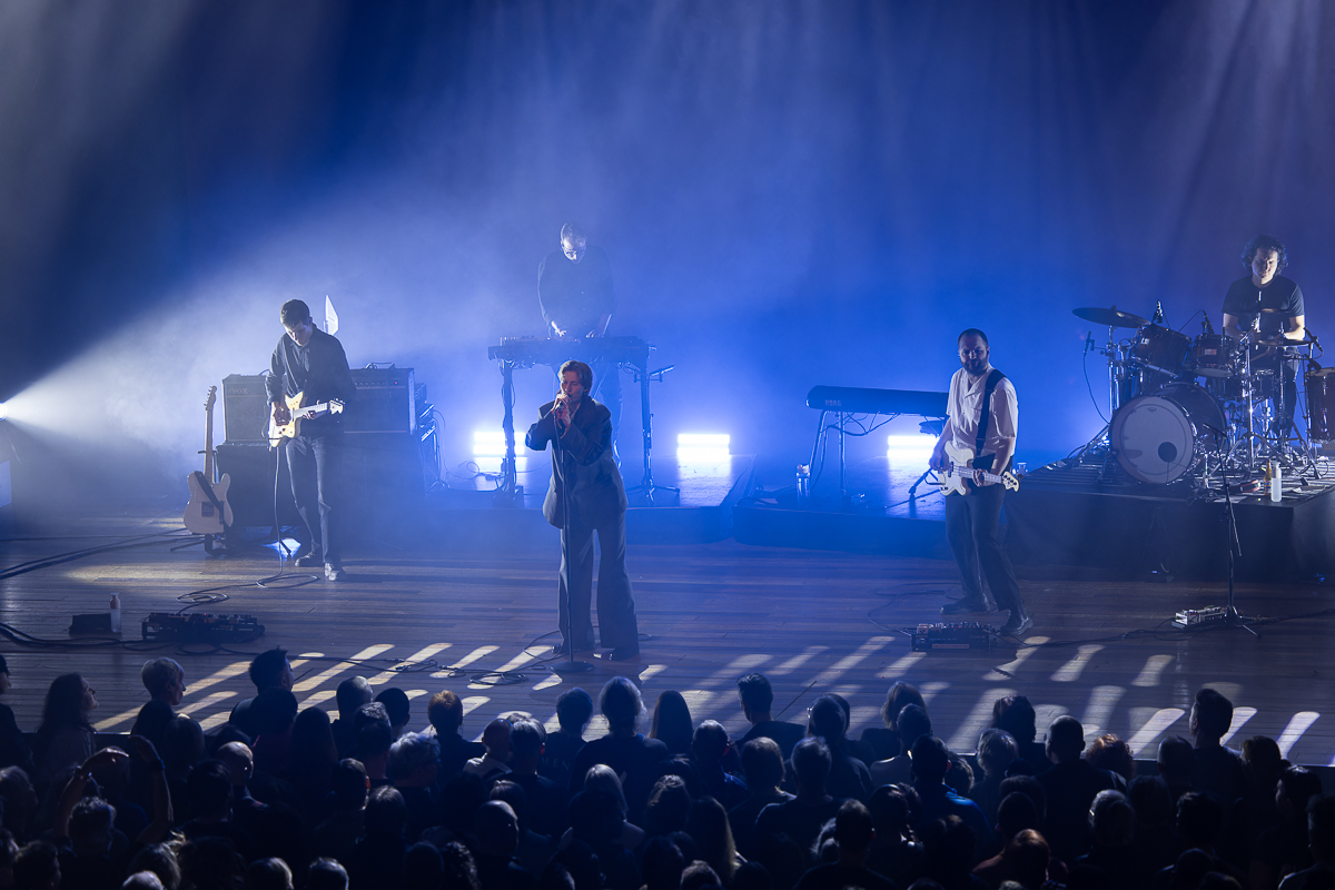 Whispering Sons @ De Roma, picture 17, photographed by David Johnson - FrontView Magazine