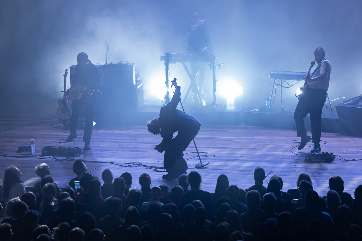 Whispering Sons @ De Roma, picture 18, photographed by David Johnson - FrontView Magazine