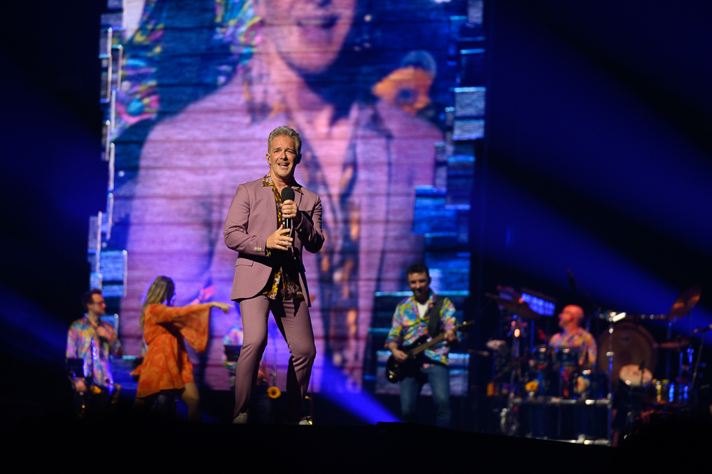 Schlagerfestival 2024 @ Trixxo Theater, picture 24, photographed by Gert Daemen - FrontView Magazine