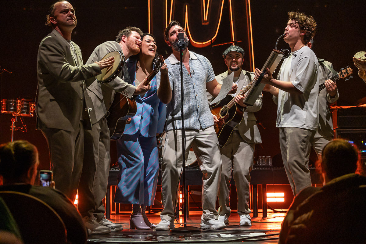 Metejoor @ Stadsschouwburg Antwerpen, picture 25, photographed by Marc Verdonck - FrontView Magazine