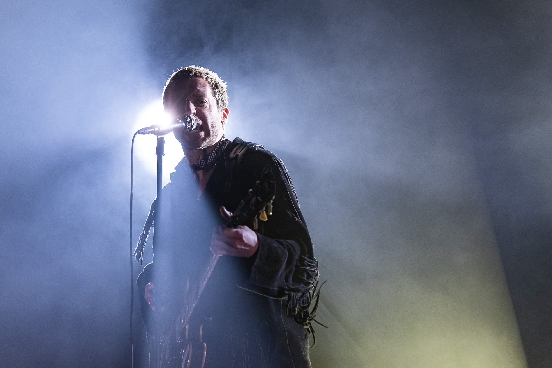 Miles Kane @ Bootstraat, picture 13, photographed by Jürgen Bruynooghe - FrontView Magazine