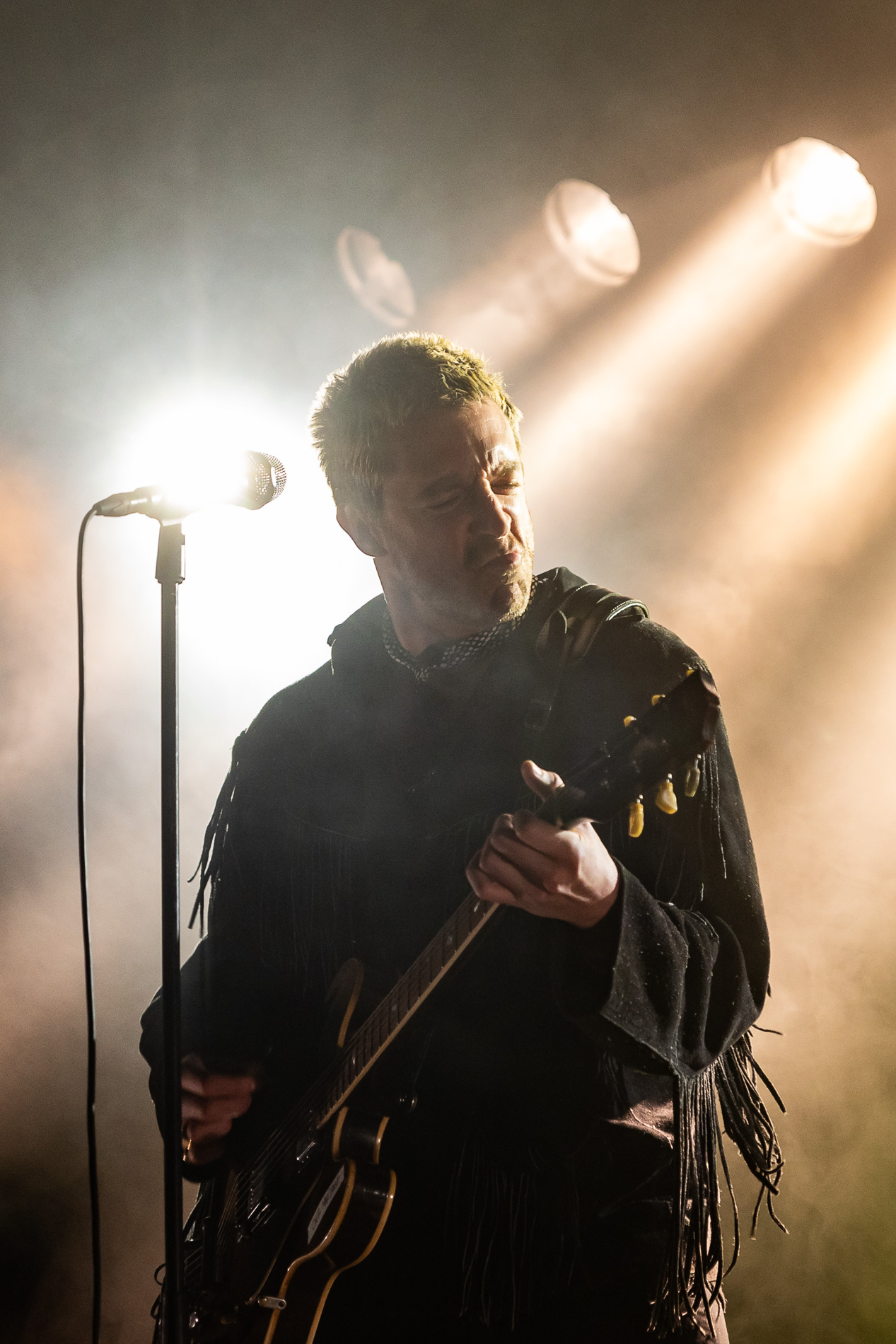 Miles Kane @ Bootstraat, picture 15, photographed by Jürgen Bruynooghe - FrontView Magazine