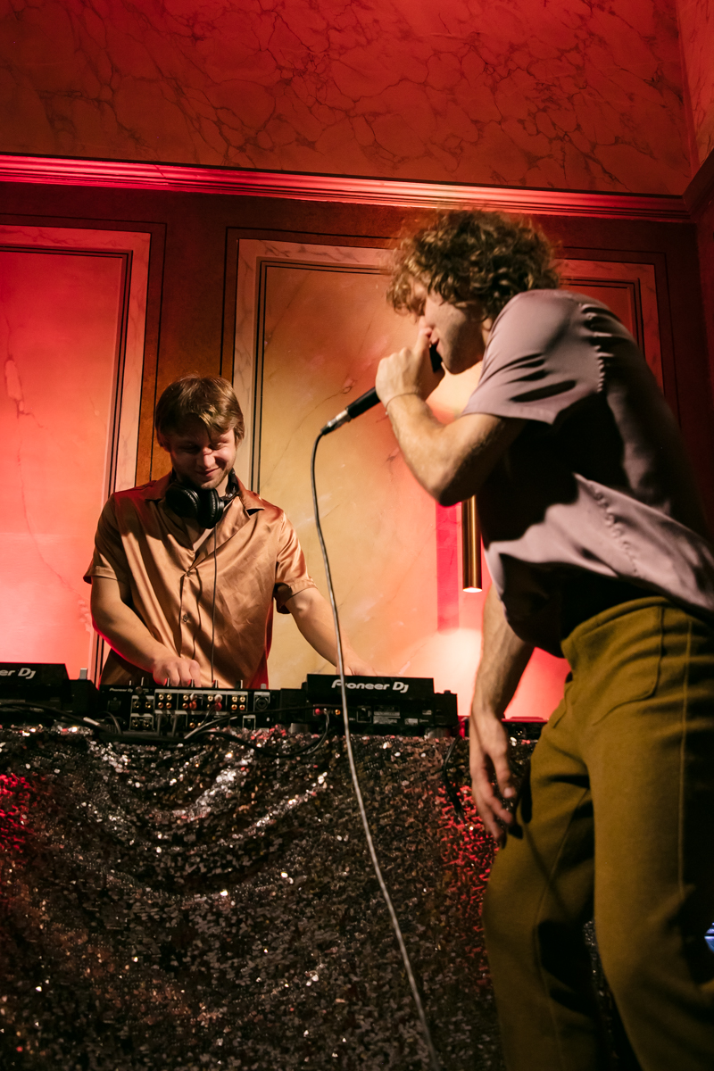 Compact Disk Dummies Secret pre-release party, picture 23, photographed by Anais Callens - FrontView Magazine