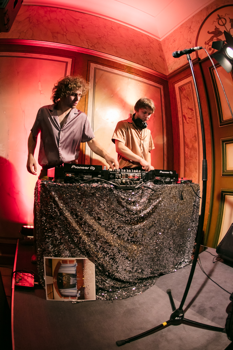 Compact Disk Dummies Secret pre-release party, picture 25, photographed by Anais Callens - FrontView Magazine