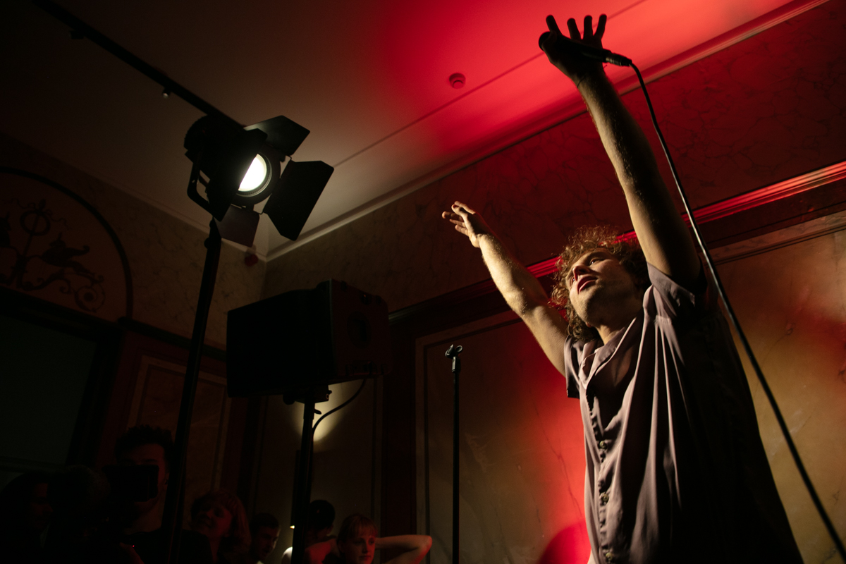 Compact Disk Dummies Secret pre-release party, picture 39, photographed by Anais Callens - FrontView Magazine