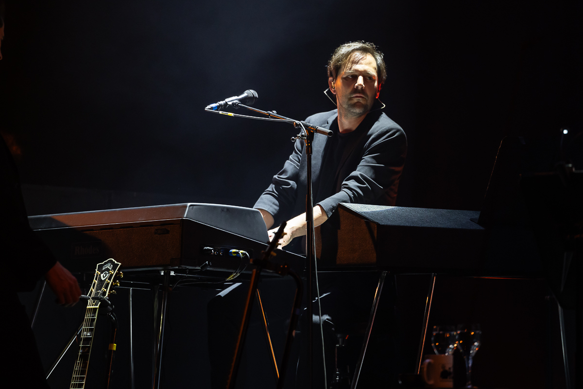 Hooverphonic 20th Anniversary Tour @ Koningin Elisabethzaal, picture 1, photographed by Marc Verdonck - FrontView Magazine