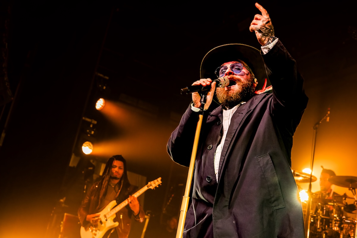 Teddy Swims @ Trix, picture 2, photographed by Dorien Goetschalckx - FrontView Magazine