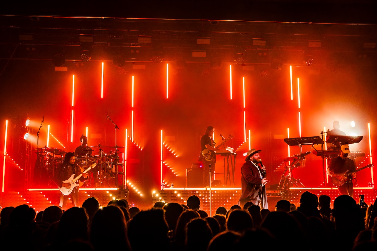 Teddy Swims @ Trix, picture 6, photographed by Dorien Goetschalckx - FrontView Magazine