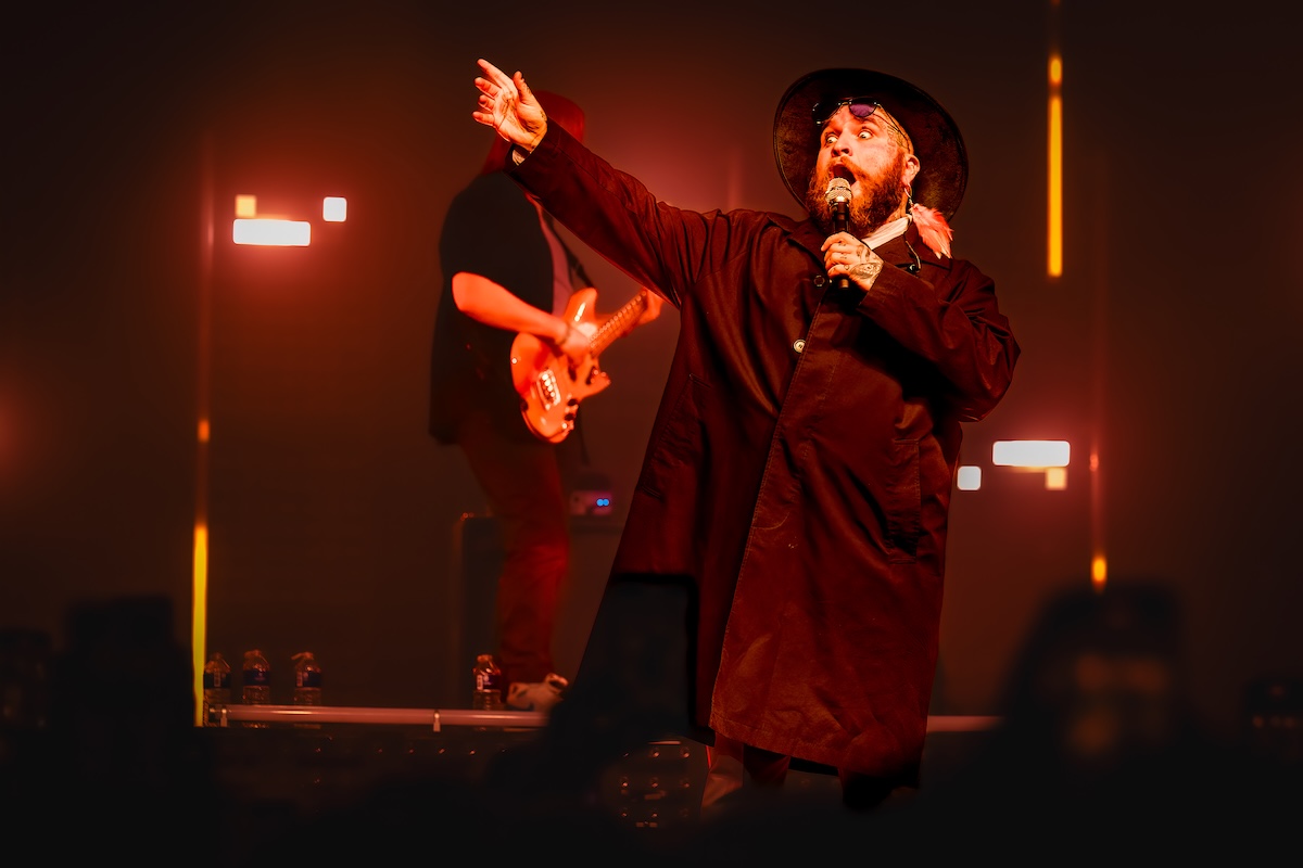 Teddy Swims @ Trix, picture 11, photographed by Dorien Goetschalckx - FrontView Magazine