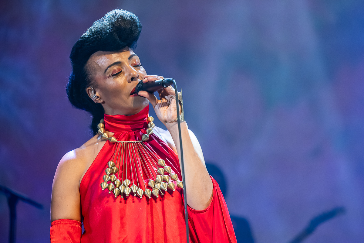 Zap Mama @ De Roma, picture 16, photographed by Marc Verdonck - FrontView Magazine