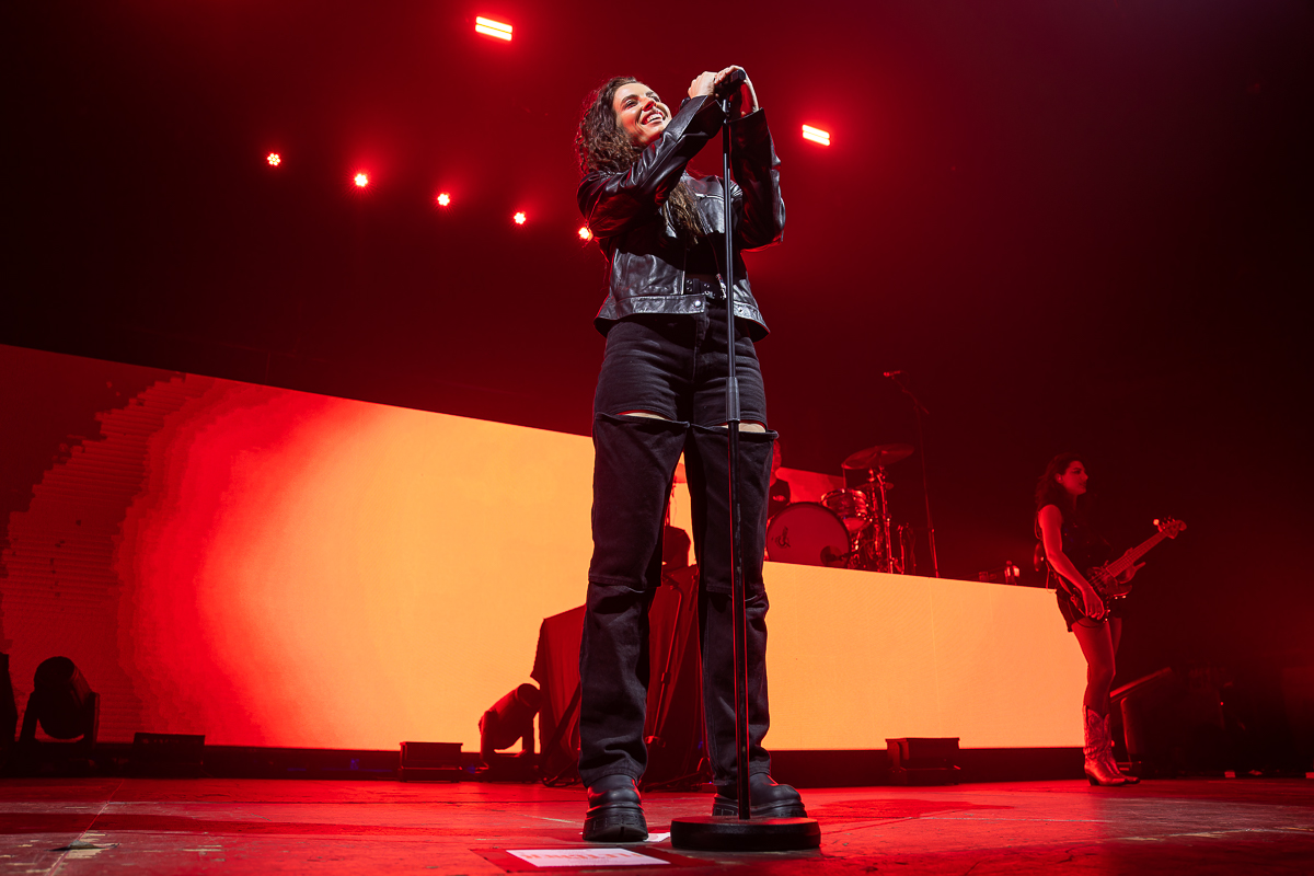 Fletcher @ Vorst Nationaal, picture 18, photographed by David Johnson - FrontView Magazine