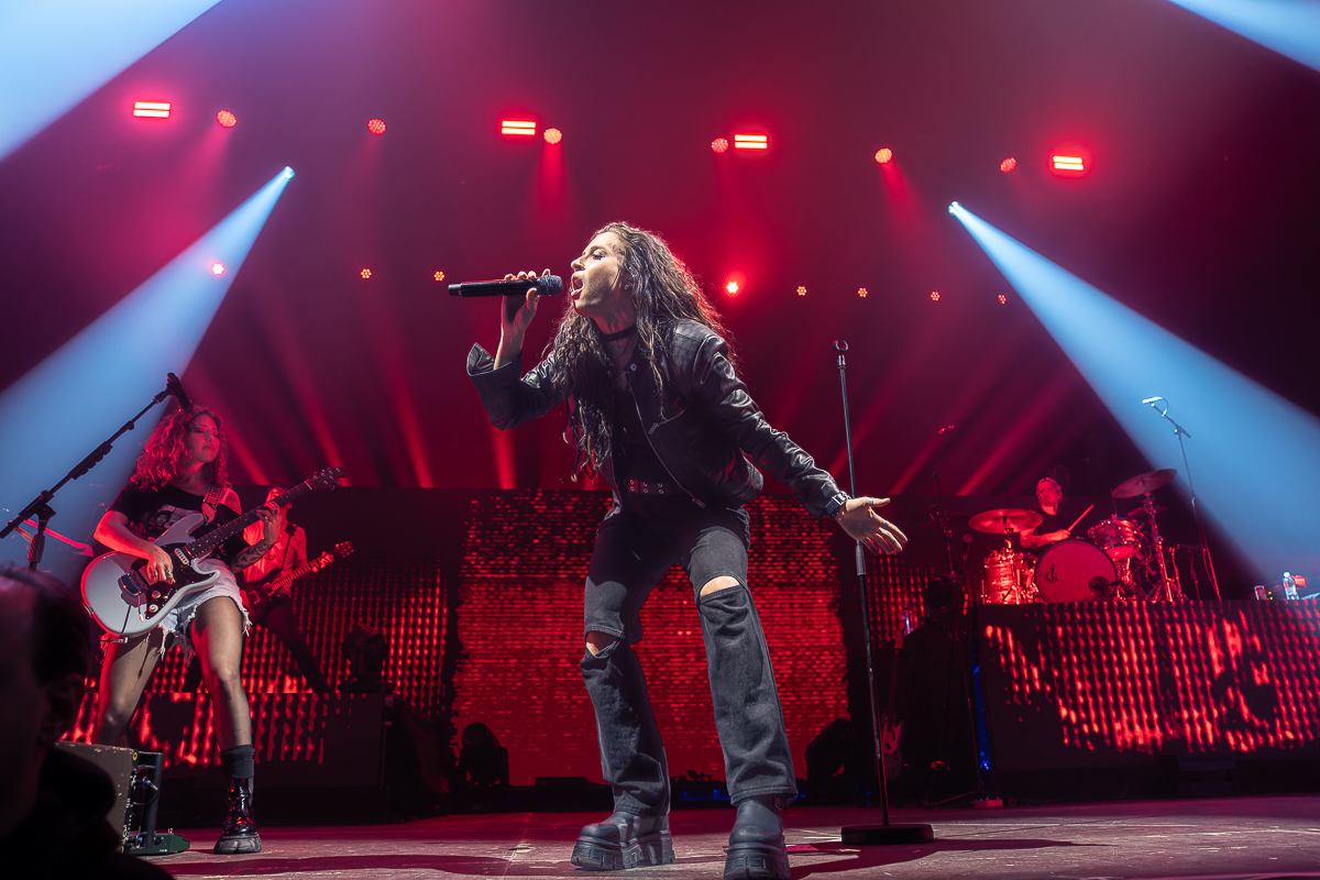 Fletcher @ Vorst Nationaal, picture 20, photographed by David Johnson - FrontView Magazine