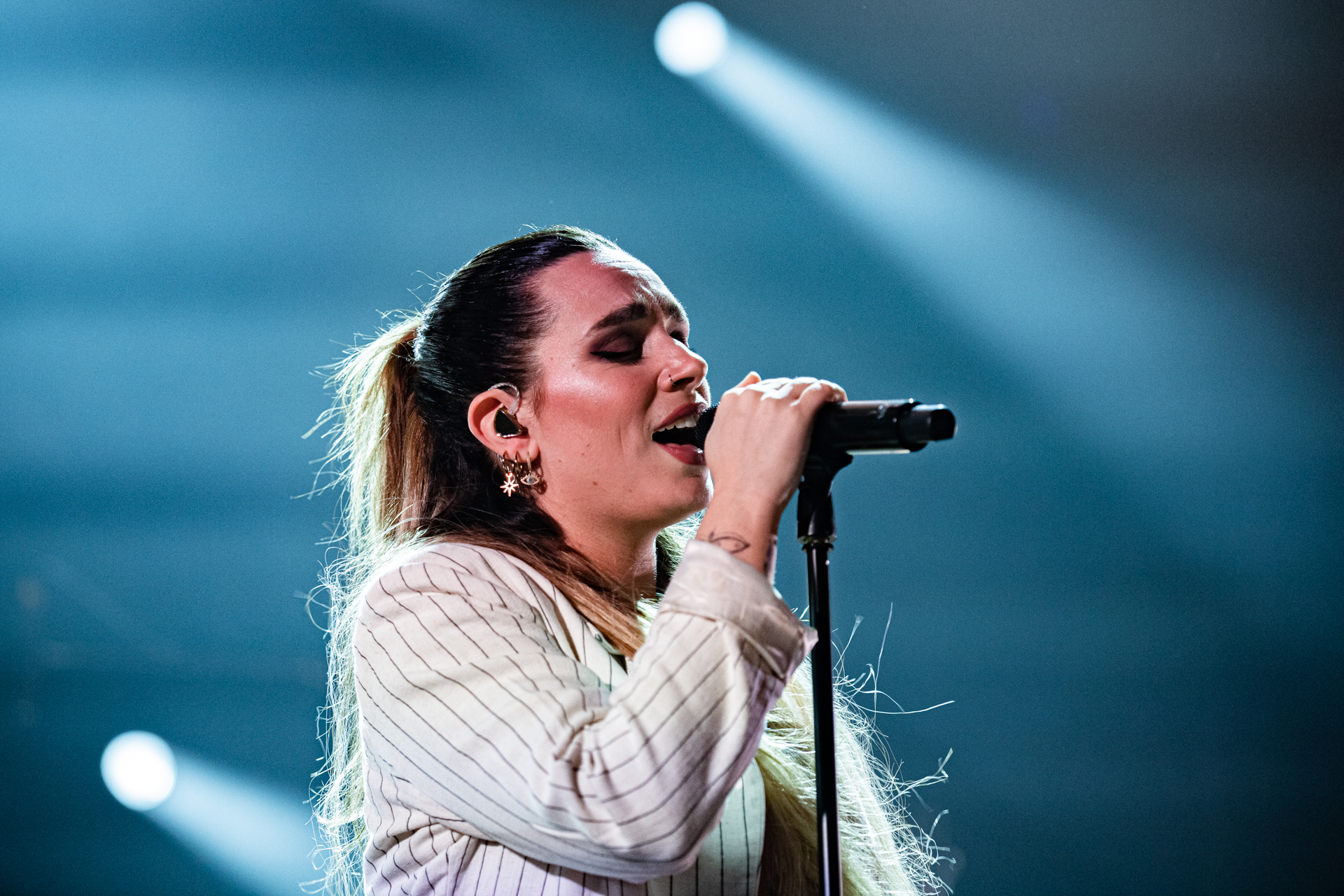Metejoor @ Ancienne Belgique, picture 2, photographed by Leen Verlinden - FrontView Magazine