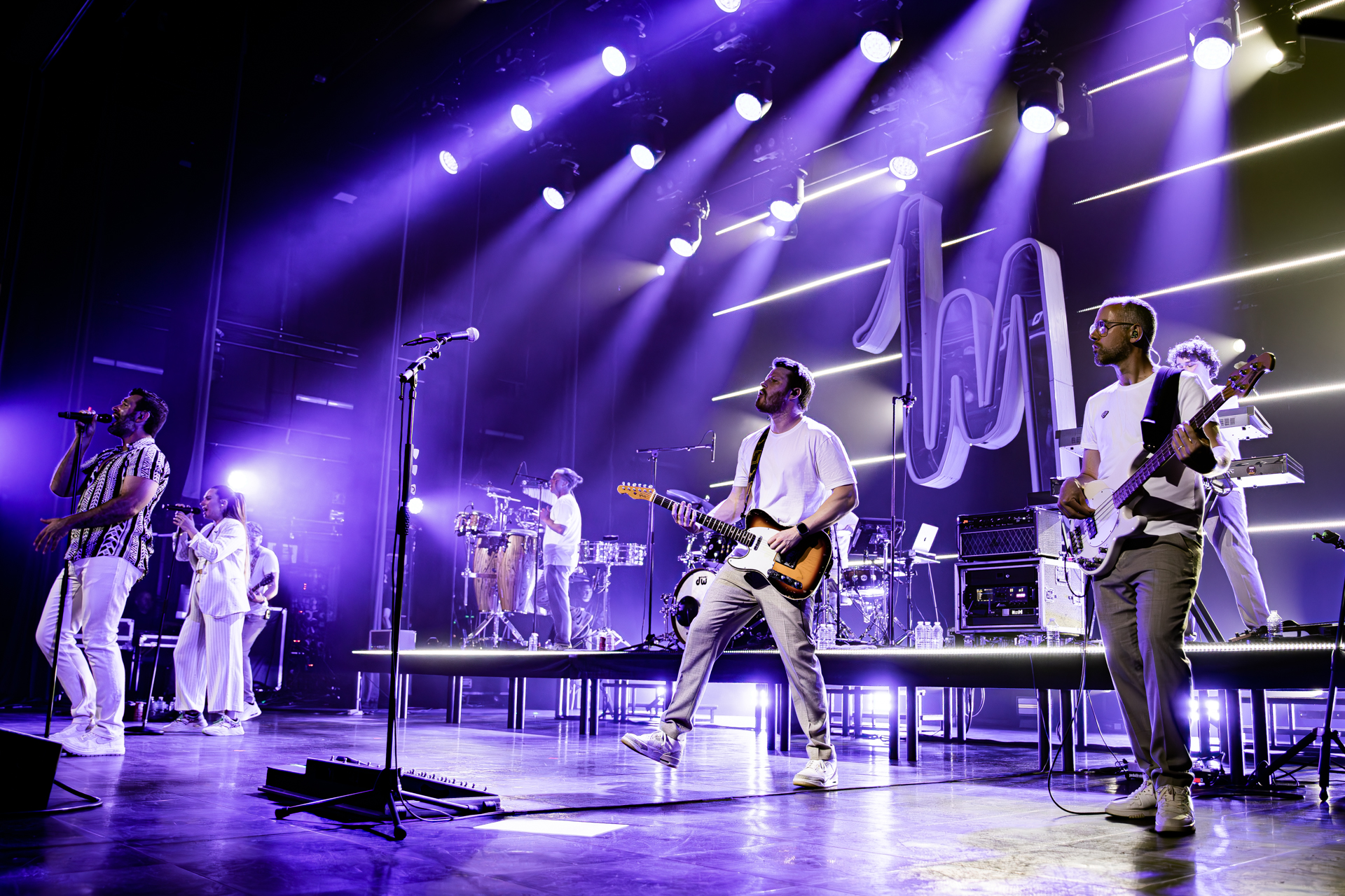 Metejoor @ Ancienne Belgique, picture 26, photographed by Leen Verlinden - FrontView Magazine