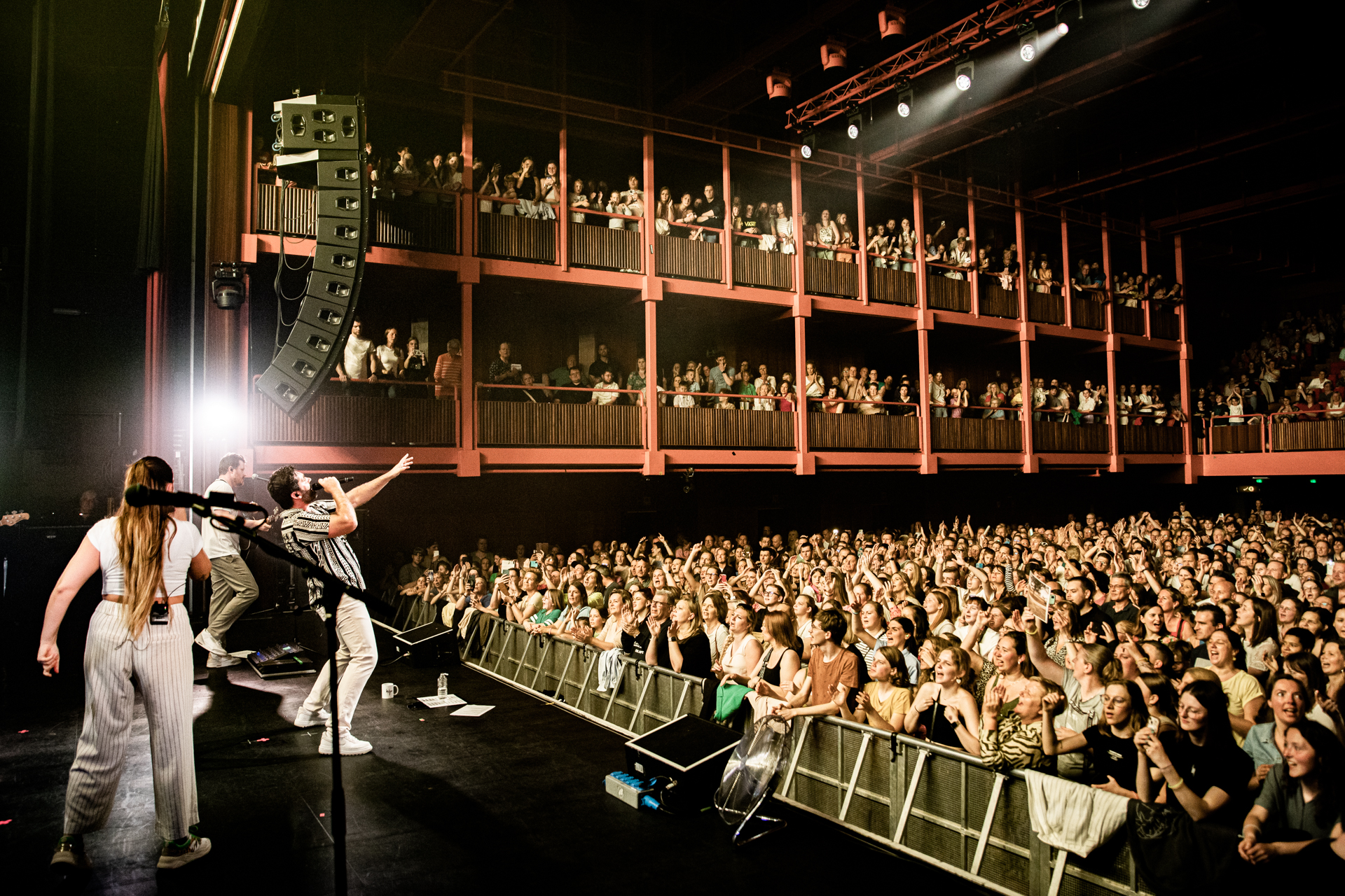 Metejoor @ Ancienne Belgique, picture 33, photographed by Leen Verlinden - FrontView Magazine