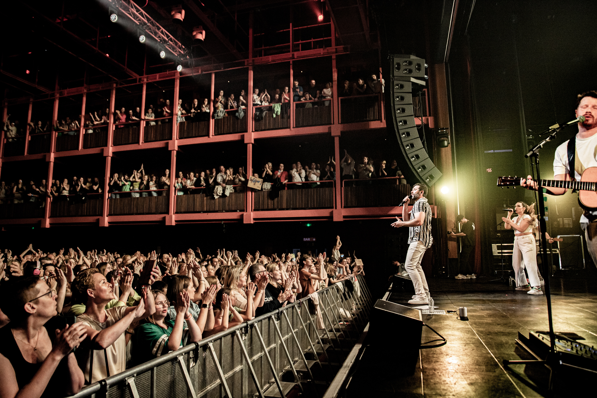 Metejoor @ Ancienne Belgique, picture 36, photographed by Leen Verlinden - FrontView Magazine