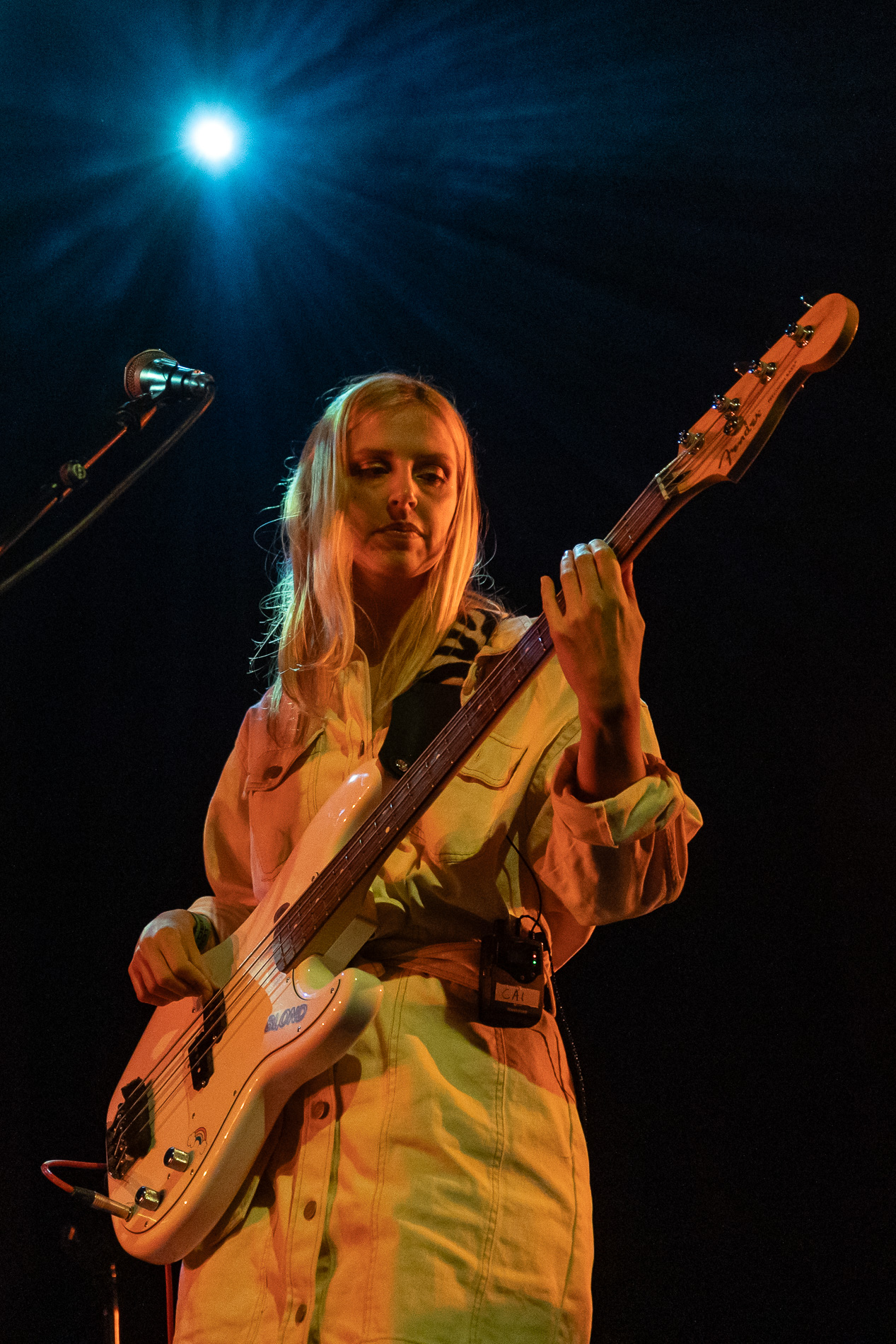 Bluai @ Het Depot, picture 3, photographed by Jürgen Bruynooghe - FrontView Magazine