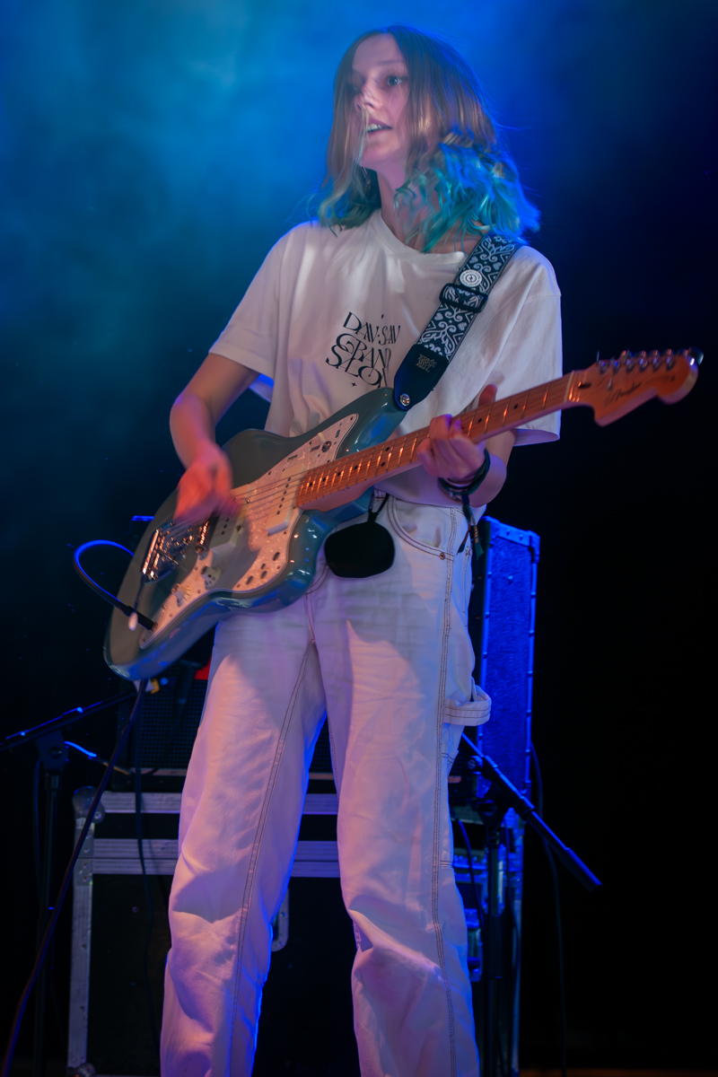 Eosine @ Roots & Roses, foto 1, foto's door Jurgen Van De Maele - FrontView Magazine