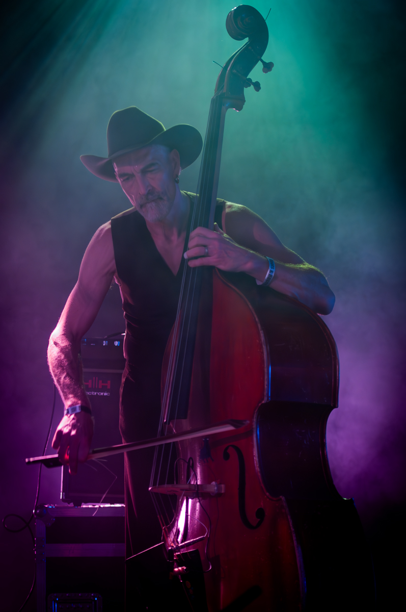Eriksson Delcrox & The Leftbank Ramblers @ Roots & Roses, picture 12, photographed by Jurgen Van De Maele - FrontView Magazine